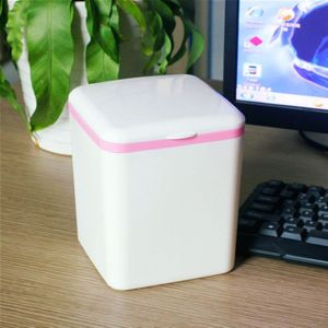 Creatieve kleine nachtkastje desktop prullenbak met lipcover (roze)