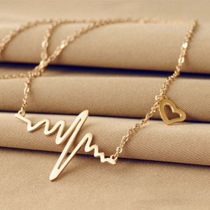 Ketting liefde vormige Titanium stalen hartslag Lockbone ketting hart hanger ketting vrouwelijke retro ketting sieraden accessoire (goud)