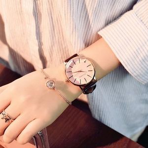 Ulzzang eenvoudige waterdichte grote Dial horloge voor vrouwen (zwart roze)