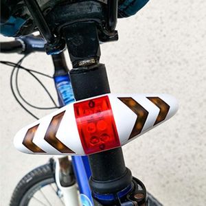Fiets stuurwiel verlichting draadloze afstandsbediening Mountainbike Tail Lights Riding Lights Knipperende Lichten (Wit)
