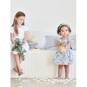 Feestelijke babyjurk met bloemen wit met print