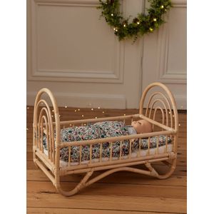 Rotan bed voor babypop beige