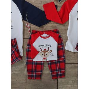 Babypyjama speciaal voor kerstcapsule familie ecru