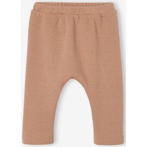 Babybroek van gekamd tricot met honingraat motief beige