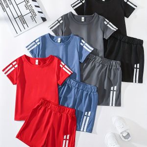 TEMU Ein Set von 8 Teilen für Sommer-Shorts und gestreifte T-Shirts mit Rundhalsausschnitten und Shorts. Basis-Vierer-Set: Rot + Blau + Grau + Schwarz, geeignet für passende Outfits für , für Outdoor