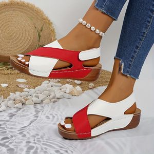 TEMU Damen-Sandalen mit Farbblocken und Plateauabsatz, lässige Offene-Zehen-Schuhe mit Plateauabsatz, bequeme Sandalen mit Ankelriemen.