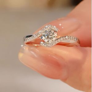 TEMU Elegantes 925-Sterlingsilber-Ring, 3,6g Rundschliff-Synthetischer Zirkonia, Himmelszeichen, Geburtsstein , Tägliche & Geschenkgelegenheit, Valentinstagsschmuck, Einfaches Hohlentdesign