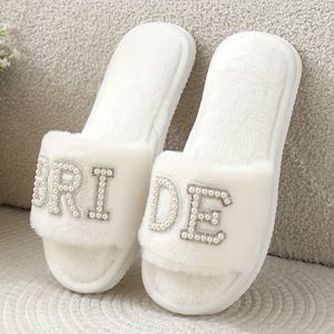 TEMU Elegante Perlen-Slipper mit Buchstaben ?BETTER? - Weißes Plüsch-Offen-Toe-Slide für Zuhause, draußen, Braut- und Hochzeitsfei-Outfit, -, Handwaschbar, Fuzzy-Slipper