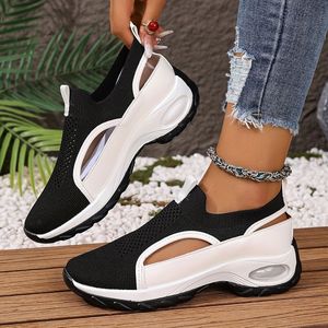 TEMU Elegante Slip-On Sneakers für Damen - Schwarz & Weiß, , Low Top, Einfacher Zehenbereich, Stoffobermaterial, TPR-Sohle, Lässige Sportschuhe|Stilvolle Sportschuhe|Sneaker mit Stoffobermaterial