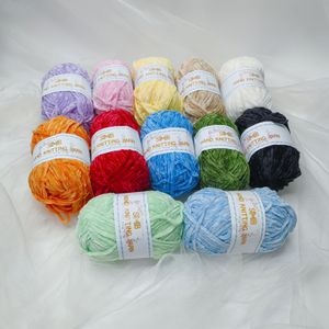 TEMU 12 Packungen von 50G gemischtem 12-Farben-Chenille-Garn für Handstricken DIY-Anfänger-Strickset, mit Herbst- und Winter-Dankeschön- und Weihnachtsgarnkugeln.