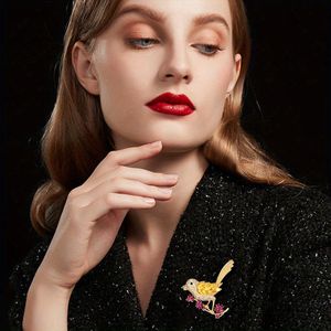 TEMU Handgefertigte Elsternvogel-Brosche - Funkelnder Vintage-Anstecknadel für Jacken, Hüte & , Elegantes Schmuckgeschenk für Frauen (Goldfarben/Weißgold, Legierung & Strassstein)