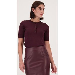 Fijn bordeaux truitje met korte mouwen
