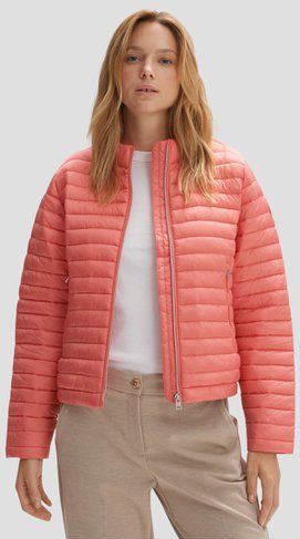 Koraalroze gewatteerde jas