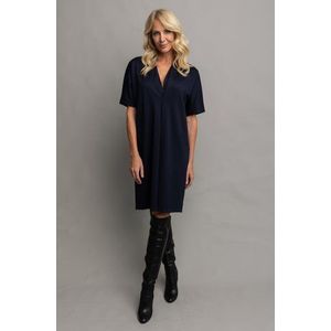 Navy midi kleedje met dubbele V-hals