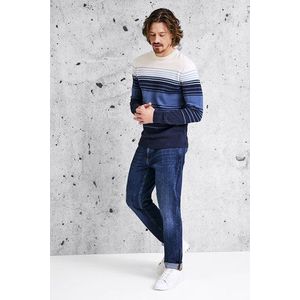 Luchtige trui in beige en blauw