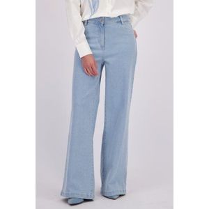 Lichtblauwe jeans met wijde fit