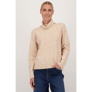 Lichtroze trui in structuurbrei