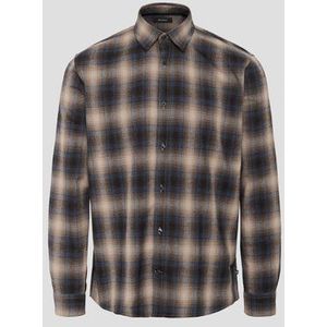 Blauw hemd met geruit patroon