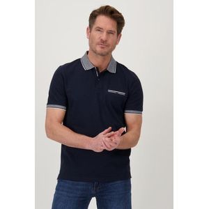 Blauwe polo met gestreepte kraag