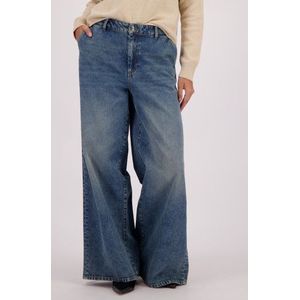 Wijde blauwe jeans met verwassen look