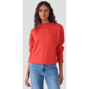 Rode gebreide trui met vleermuismouwen