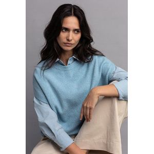 Lichtblauwe trui zonder mouwen