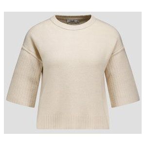 Beige pull met driekwartmouwen