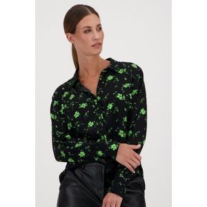 Zwarte blouse met groene bloemenprint