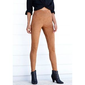 LASCANA Leggings, in Velourleder-Optik