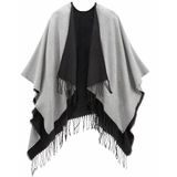 LASCANA Strickponcho »Cape«, Poncho zum Wenden, Fransentuch, Schal VEGAN
