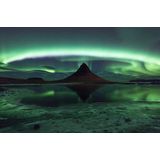 Papermoon Fototapete »Photo-Art PHILIP EAGLESFIELD, KIRKJUFELL AURORA«