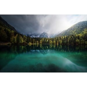 Papermoon Fototapete »Photo-Art CLARA GAMITO, BERGSEE AN BEWÖLKTEM TAG II«