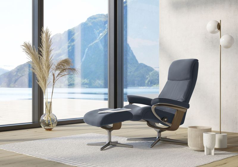 Stressless® Relaxsessel »View«, (Set, Relaxsessel mit Hocker), mit Hocker, mit Cross Base, Größe S, M & L, Holzakzent Eiche