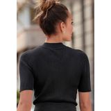 LASCANA Kurzarmpullover, mit Rippstruktur, figurbetonter Strickpullover, Basic