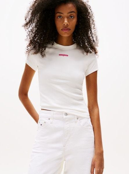 Tommy Jeans Kurzarmshirt »TJW SLIM SCRIPT LABEL SS TEE EXT«
