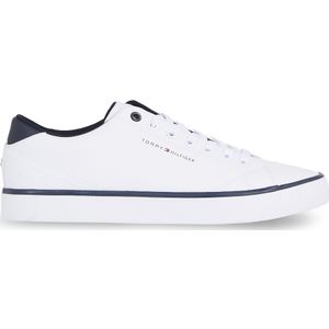 Tommy Hilfiger Sneaker »TH HI VULC CORE LOW LEATHER ESS«, Freizeitschuh, Halbschuh, Schnürschuh mit Ziernähten an der Ferse