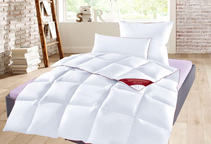Hanse by RIBECO Daunenbettdecke »Jule«, warm, Füllung 90% Daunen, 10% Federn, Bezug 100% Baumwolle, (1 St.), Jubiläumsedition