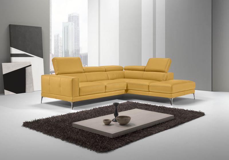 Egoitaliano Ecksofa »Claudie, Designsofa mit extrakomfortablem Sitzkomfort«, Inkl. Kopfteilverstellung, L-Form