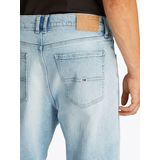 Tommy Jeans Gerade Jeans »Isaac Relaxed Tapered«, Mit Gürtelschlaufen
