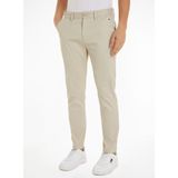 Tommy Jeans Chinohose »TJM AUSTIN LIGHTWEIGHT CHINO«, mit Logopatch