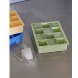 HAY - Square IJsblokjesmaker - Blauw - 100% BPA-vrije Siliconen - 12 IJsblokjes