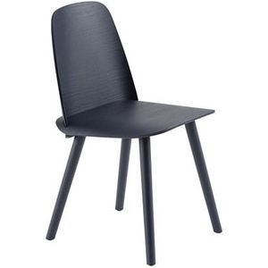 Muuto Nerd Eettafel Chair Midnight Blauw