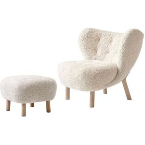 &Tradition Little Petra VB1 Fauteuil Schapenvacht Moonlight/Wit Geolied Eiken Incl. ATD1 Puf