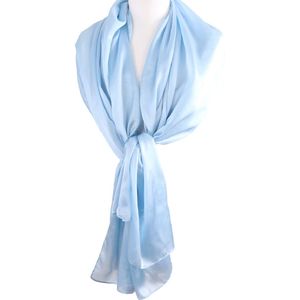 Zijde-blend sjaal in lichtblauw