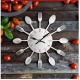 Cutlery Metal Kitchen Wall Clock Spoon Fork Creative Quartz Wall Mounted Clocks Modern Design Decorative Horloge White