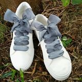 Gradiënt kleur 4cm breedte satijn zijde lint schoenveters sneaker sport schoenen witte schoenen veters  lengte: 100cm (geel grijs)