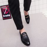 Britse stijl puntige schoenen veelzijdige casual schoenen slip-on mannen schoenen  grootte: 44 (zwart)