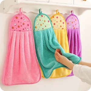 5 PCS Fruit Pattern Bathroom Kitchen Hanging Coral Fleece Absorbent Cloth Towels Random Color Delivery