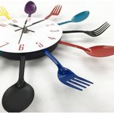 Cutlery Metal Kitchen Wall Clock Spoon Fork Creative Quartz Wall Mounted Clocks Modern Design Decorative Horloge  Silver