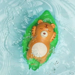 3 PCS badkamer spelen speelgoed baby baden water poppen op de ketting zwemmen beren en hagedissen voor kinderen (oranje beer)